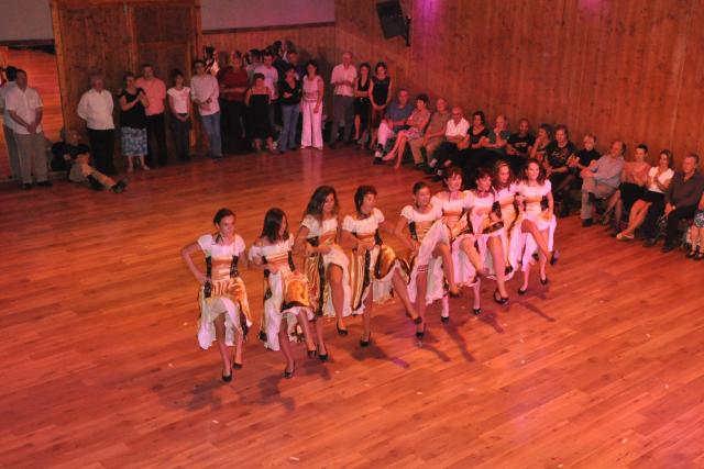 min 2010 10 10 station danse 291